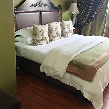 Lamon Guesthouse Kroonstad Exterior photo